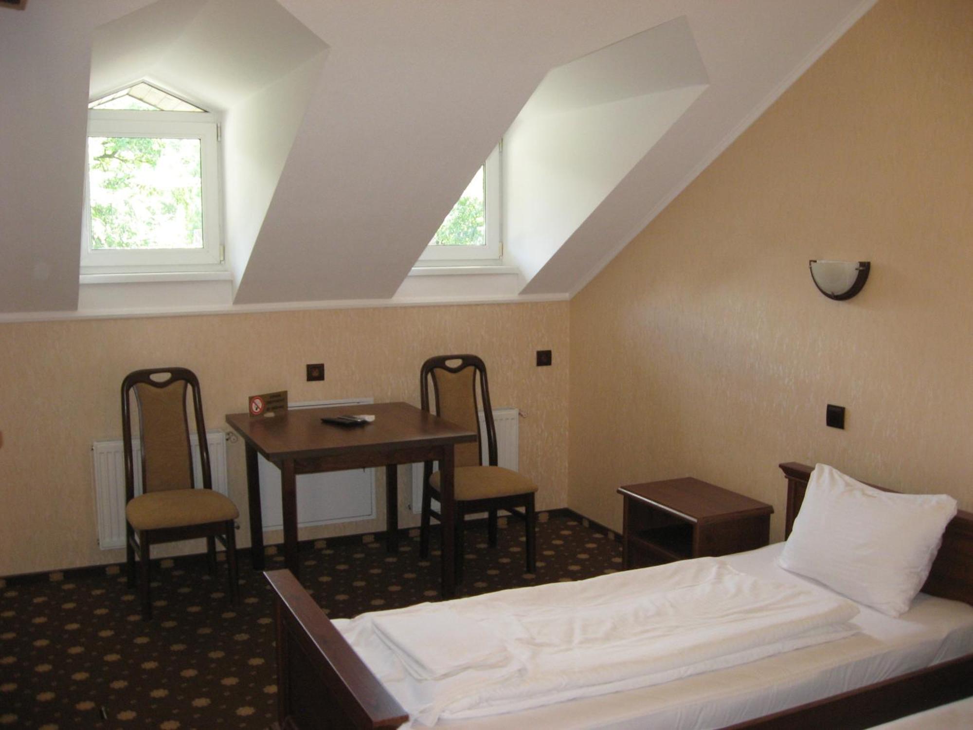 Shato Paradis Hotel Irpin Room photo