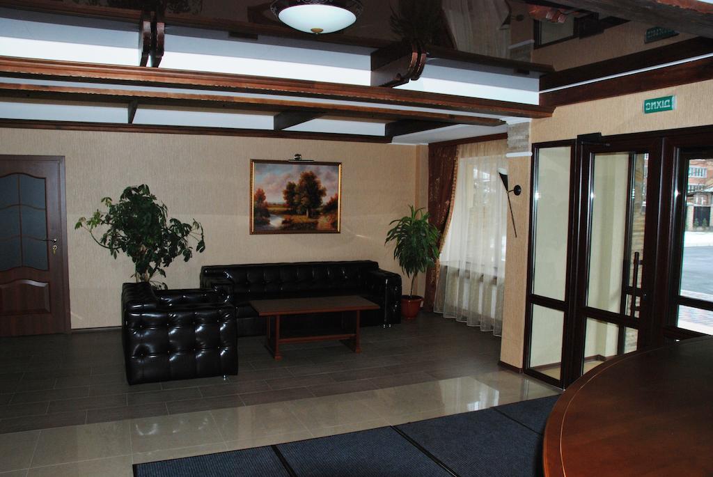 Shato Paradis Hotel Irpin Exterior photo